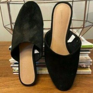 Universal Thread Black Suede Mule Size 6.5